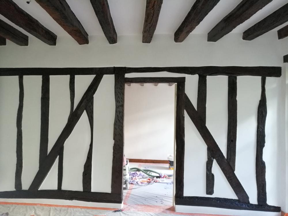 peinture-salon-entre-bois